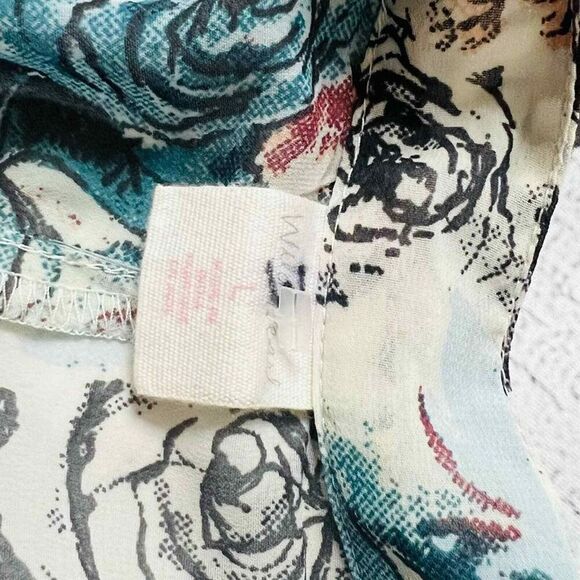 Lace flower kimono - Picture 7 of 7